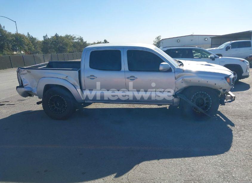Photo 14 of 2005 Toyota Tacoma DOUBLE CAB (VIN 3TMLU42N35M002198)