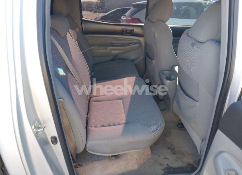 Photo 8 of 2005 Toyota Tacoma DOUBLE CAB (VIN 3TMLU42N35M002198)