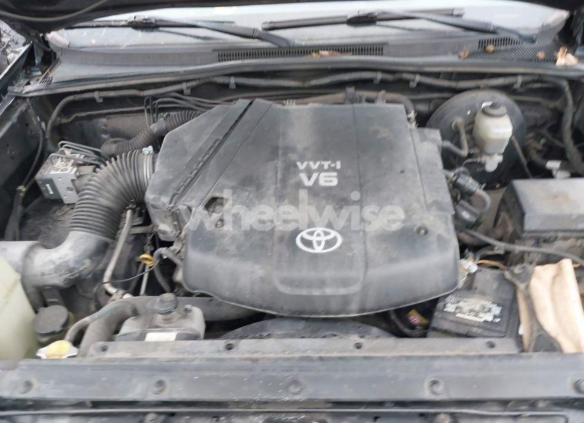 Photo 10 of 2006 Toyota Tacoma BASE V6 (VIN 3TMLU42N36M007452)