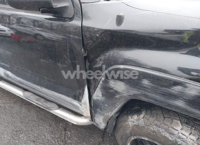Photo 17 of 2006 Toyota Tacoma BASE V6 (VIN 3TMLU42N36M007452)