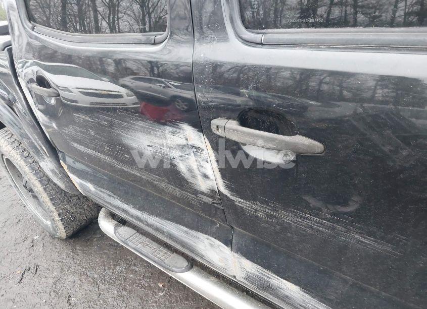 Photo 18 of 2006 Toyota Tacoma BASE V6 (VIN 3TMLU42N36M007452)