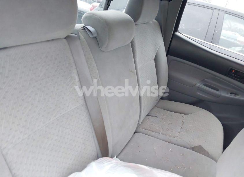 Photo 8 of 2006 Toyota Tacoma BASE V6 (VIN 3TMLU42N36M007452)