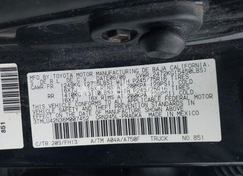 Photo 9 of 2006 Toyota Tacoma BASE V6 (VIN 3TMLU42N36M007452)