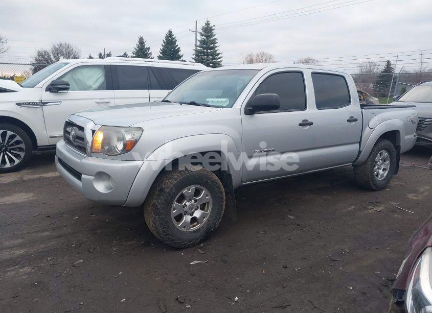 Photo 2 of 2009 Toyota Tacoma DOUBLE CAB (VIN 3TMLU42N49M027391)