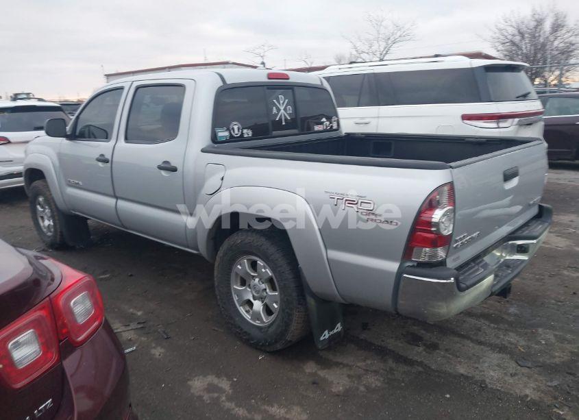 Photo 3 of 2009 Toyota Tacoma DOUBLE CAB (VIN 3TMLU42N49M027391)