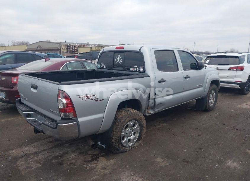 Photo 4 of 2009 Toyota Tacoma DOUBLE CAB (VIN 3TMLU42N49M027391)