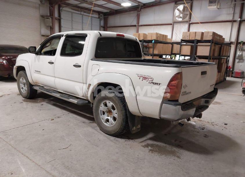 Photo 3 of 2007 Toyota Tacoma BASE V6 (VIN 3TMLU42N57M011309)