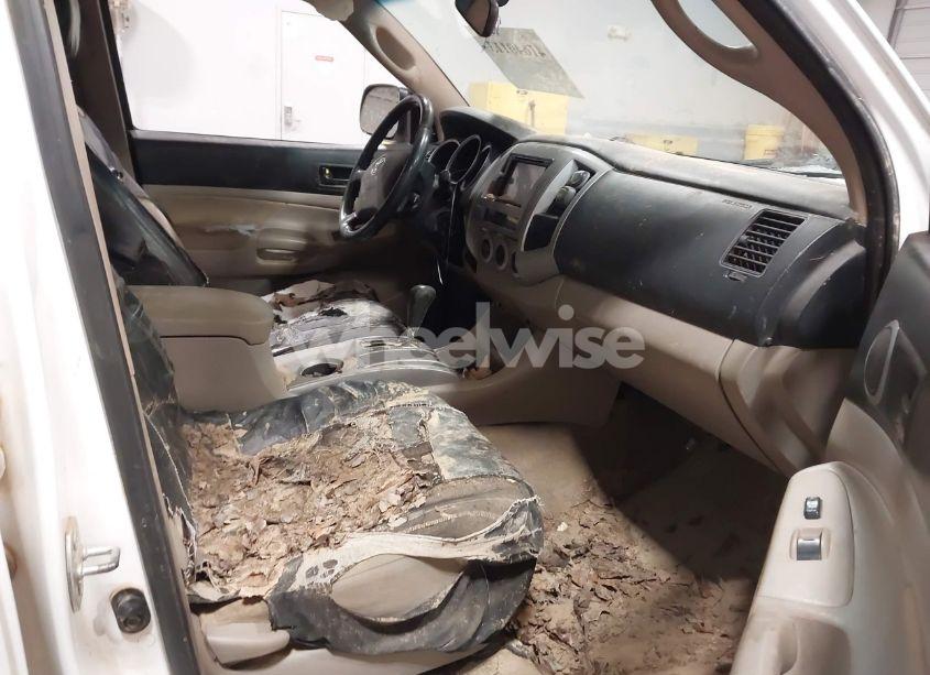 Photo 5 of 2007 Toyota Tacoma BASE V6 (VIN 3TMLU42N57M011309)