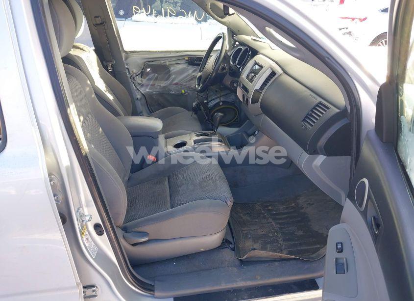 Photo 5 of 2009 Toyota Tacoma DOUBLE CAB (VIN 3TMLU42N59M029232)