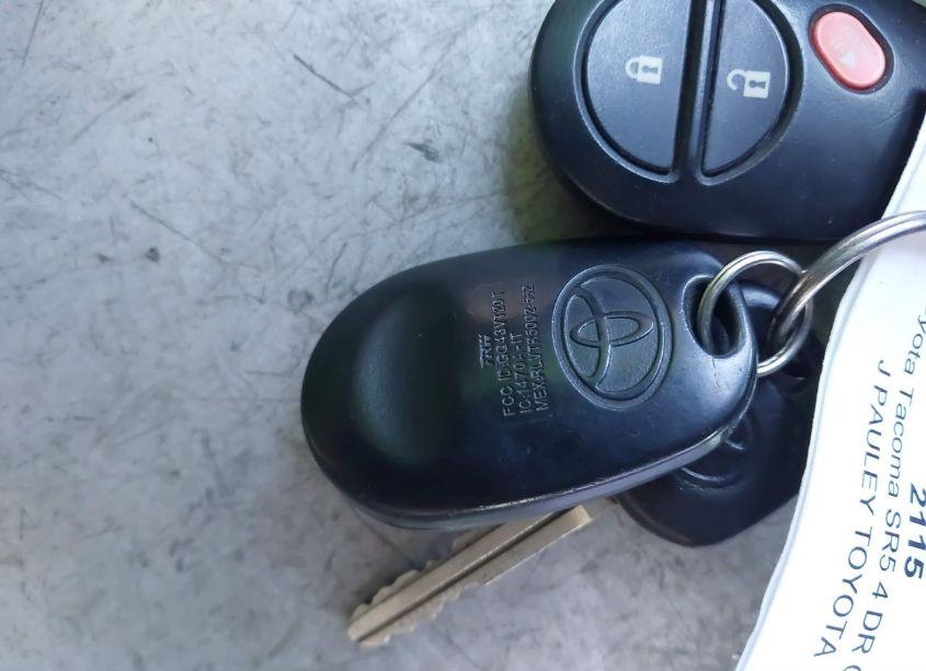 Photo 11 of 2007 Toyota Tacoma BASE V6 (VIN 3TMLU42N67M010122)