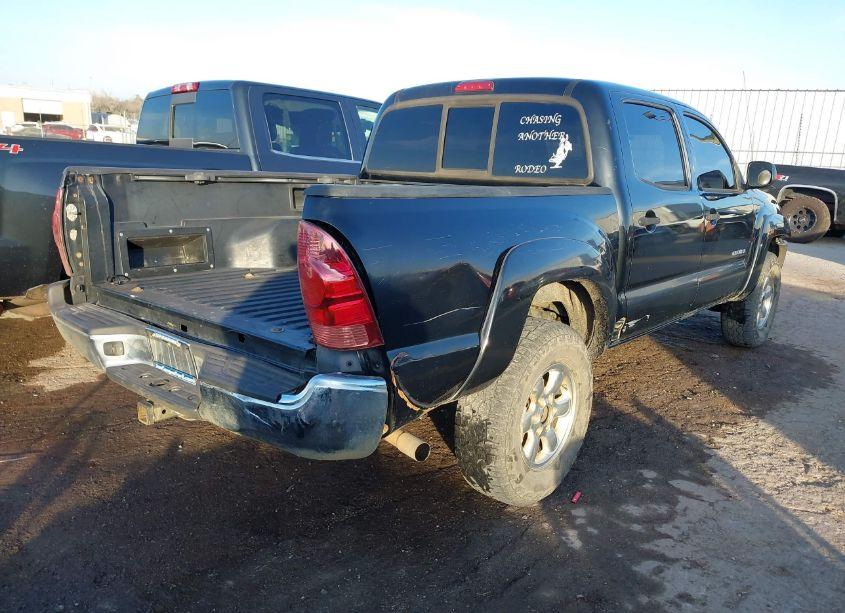 Photo 4 of 2007 Toyota Tacoma BASE V6 (VIN 3TMLU42N67M010122)