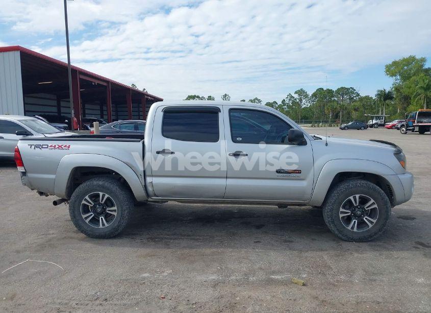 Photo 14 of 2006 Toyota Tacoma (VIN 3TMLU42N86M008323)