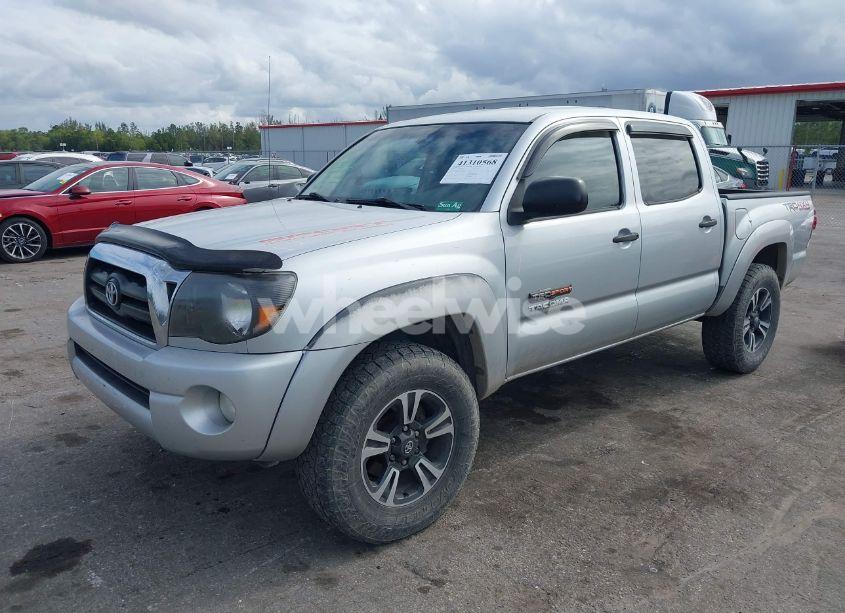 Photo 2 of 2006 Toyota Tacoma (VIN 3TMLU42N86M008323)