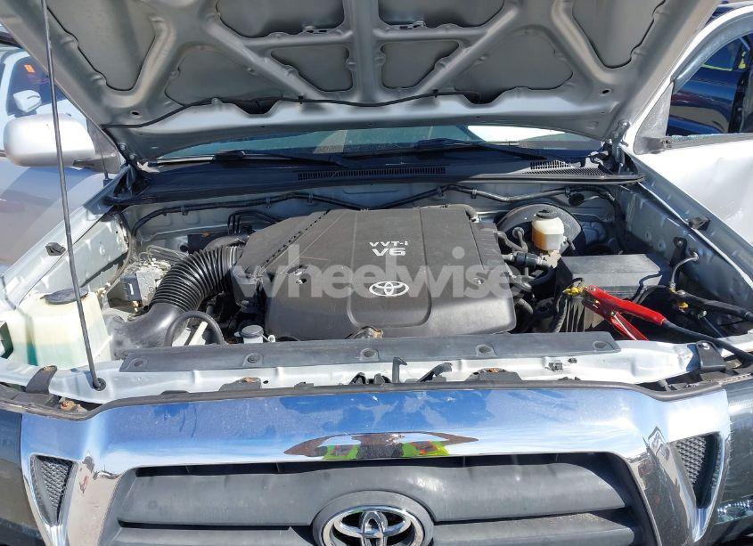 Photo 10 of 2007 Toyota Tacoma BASE V6 (VIN 3TMLU42N87M009716)