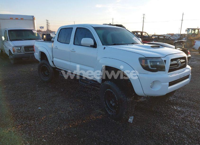 2008 Toyota Tacoma DOUBLE CAB (VIN 3TMLU42N88M018871) main photo
