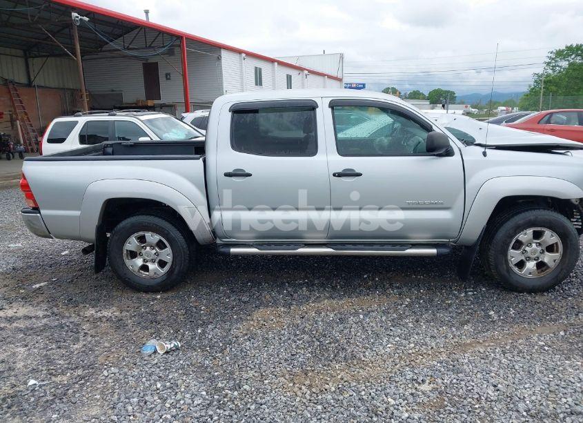 Photo 13 of 2008 Toyota Tacoma BASE V6 (VIN 3TMLU42N98M015025)