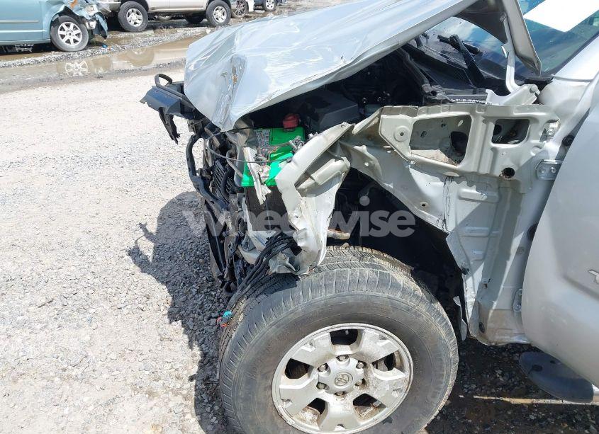 Photo 6 of 2008 Toyota Tacoma BASE V6 (VIN 3TMLU42N98M015025)