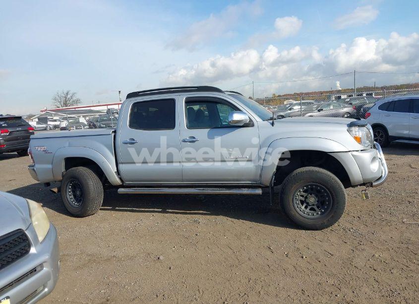 Photo 13 of 2009 Toyota Tacoma DOUBLE CAB (VIN 3TMLU42N99M032344)