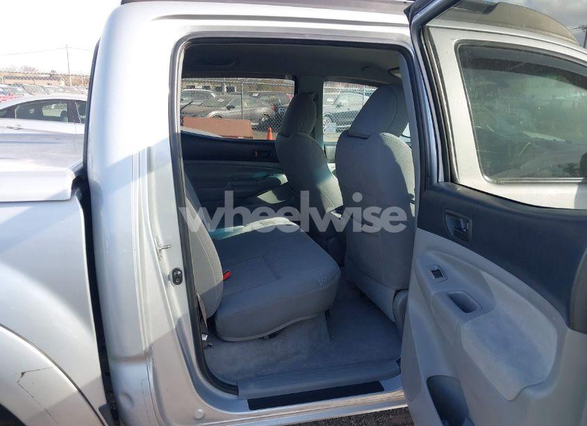 Photo 8 of 2009 Toyota Tacoma DOUBLE CAB (VIN 3TMLU42N99M032344)