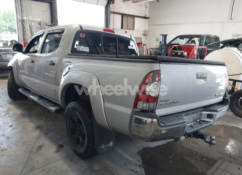 Photo 3 of 2009 Toyota Tacoma BASE V6 (VIN 3TMLU42NX9M032451)