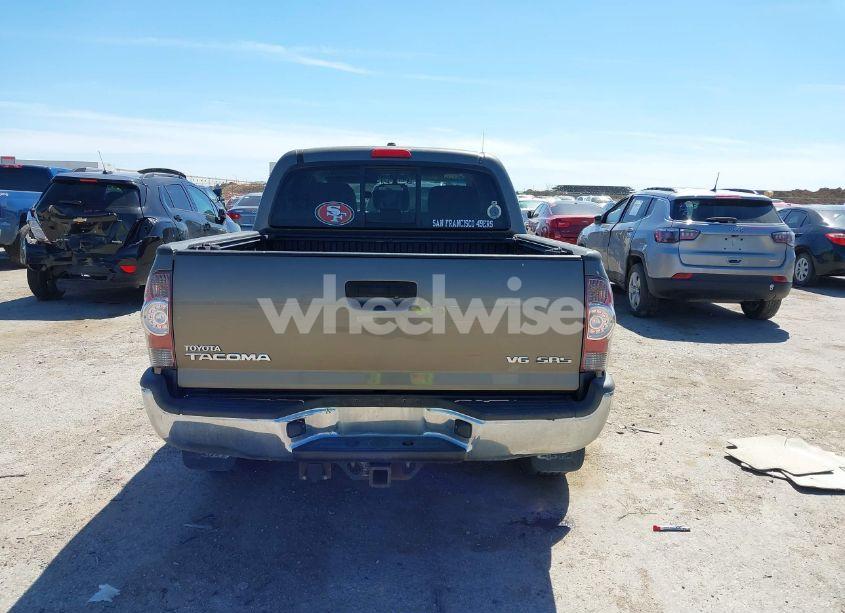 Photo 16 of 2010 Toyota Tacoma BASE V6 (VIN 3TMLU4EN0AM044642)