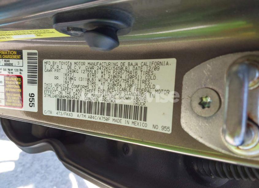 Photo 9 of 2010 Toyota Tacoma BASE V6 (VIN 3TMLU4EN0AM044642)