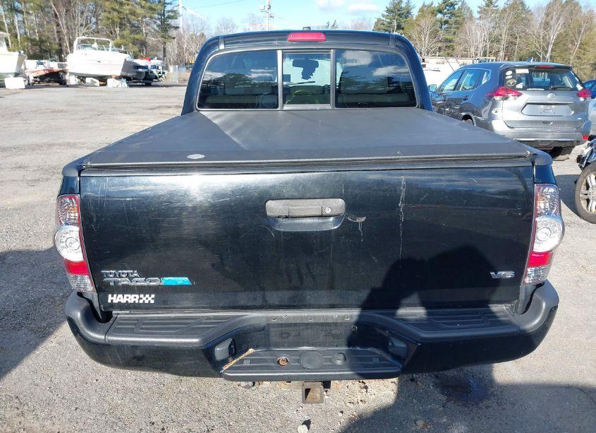 Photo 16 of 2011 Toyota Tacoma DOUBLE CAB (VIN 3TMLU4EN0BM063404)