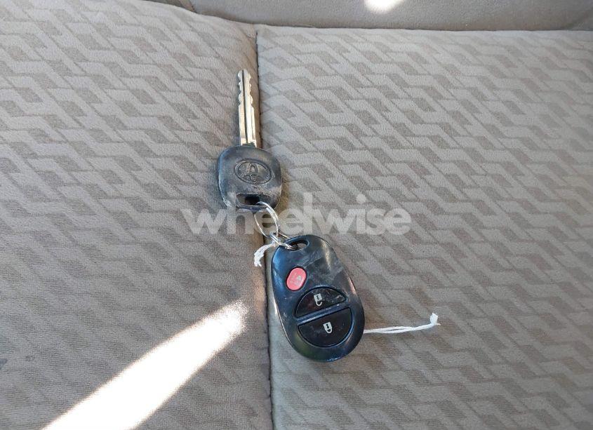 Photo 10 of 2011 Toyota Tacoma DOUBLE CAB (VIN 3TMLU4EN0BM064052)