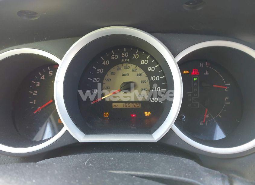 Photo 6 of 2011 Toyota Tacoma DOUBLE CAB (VIN 3TMLU4EN0BM064052)