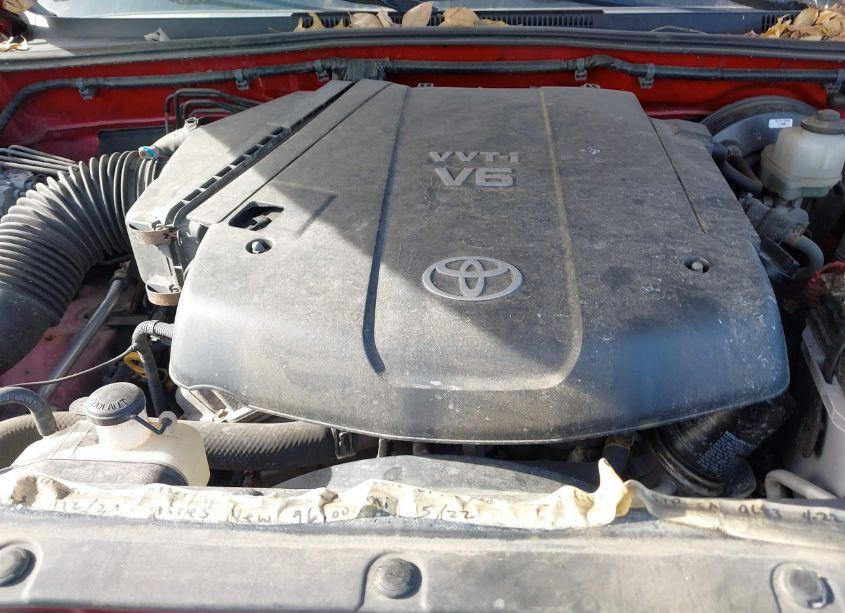 Photo 10 of 2011 Toyota Tacoma DOUBLE CAB (VIN 3TMLU4EN0BM070062)