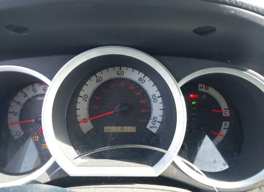 Photo 7 of 2011 Toyota Tacoma DOUBLE CAB (VIN 3TMLU4EN0BM070062)