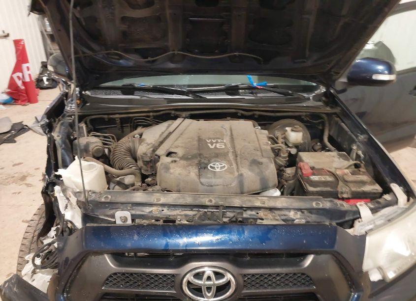 Photo 10 of 2012 Toyota Tacoma DOUBLE CAB (VIN 3TMLU4EN0CM103059)