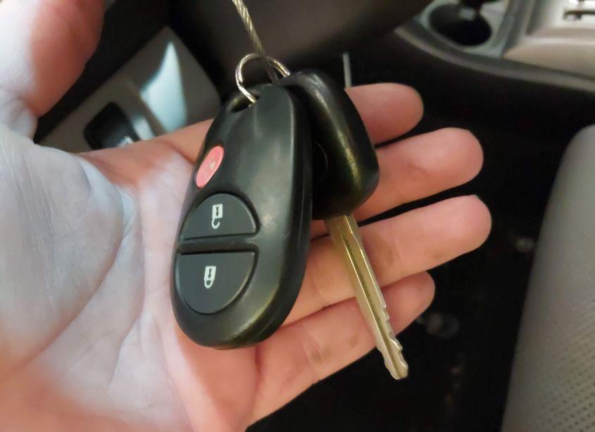 Photo 11 of 2012 Toyota Tacoma DOUBLE CAB (VIN 3TMLU4EN0CM103059)