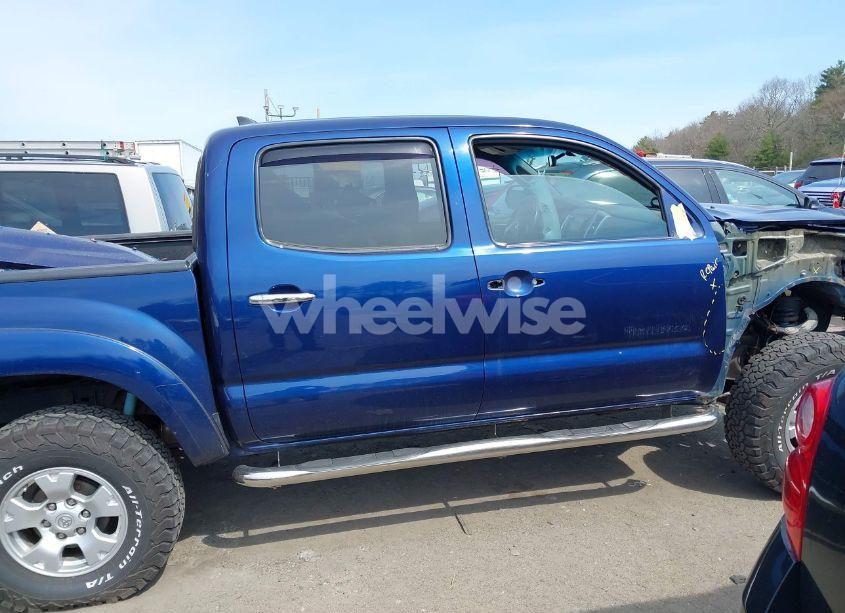 Photo 14 of 2014 Toyota Tacoma BASE V6 (VIN 3TMLU4EN0EM153558)