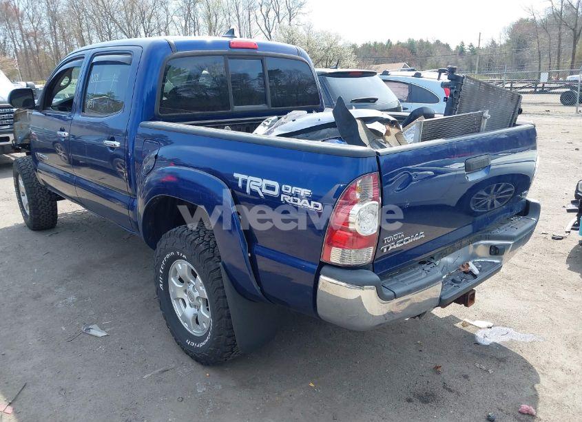 Photo 3 of 2014 Toyota Tacoma BASE V6 (VIN 3TMLU4EN0EM153558)