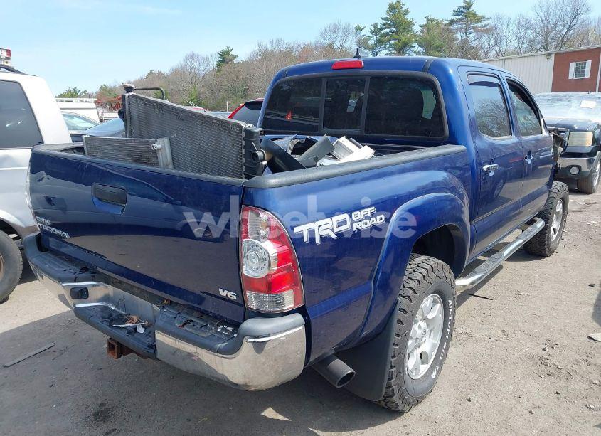 Photo 4 of 2014 Toyota Tacoma BASE V6 (VIN 3TMLU4EN0EM153558)