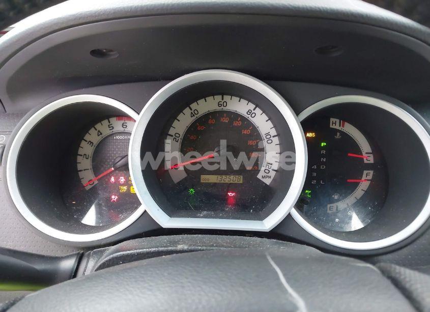 Photo 7 of 2015 Toyota Tacoma BASE V6 (VIN 3TMLU4EN0FM184813)