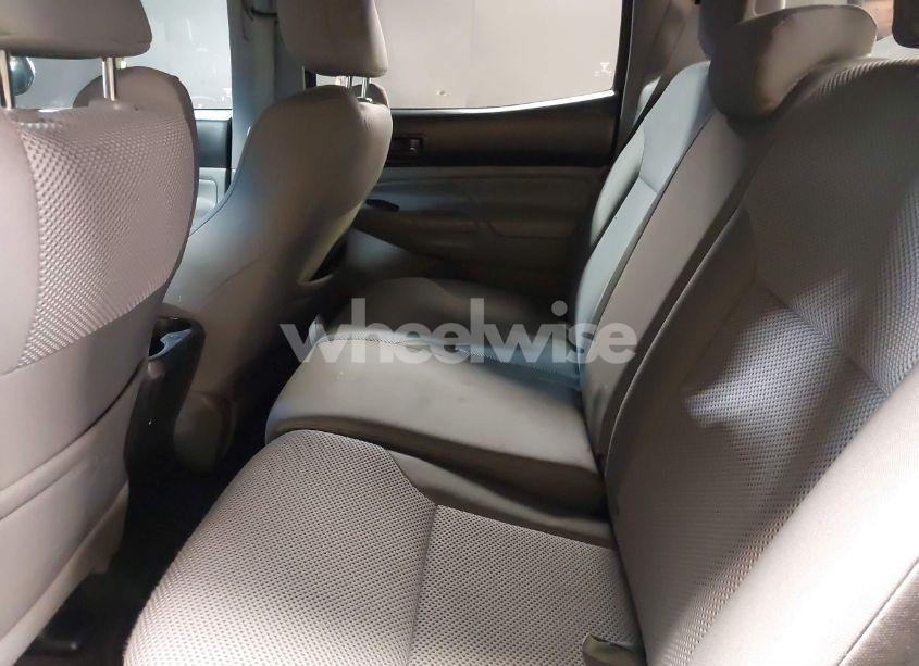 Photo 8 of 2015 Toyota Tacoma DOUBLE CAB/TRD PRO (VIN 3TMLU4EN0FM194578)