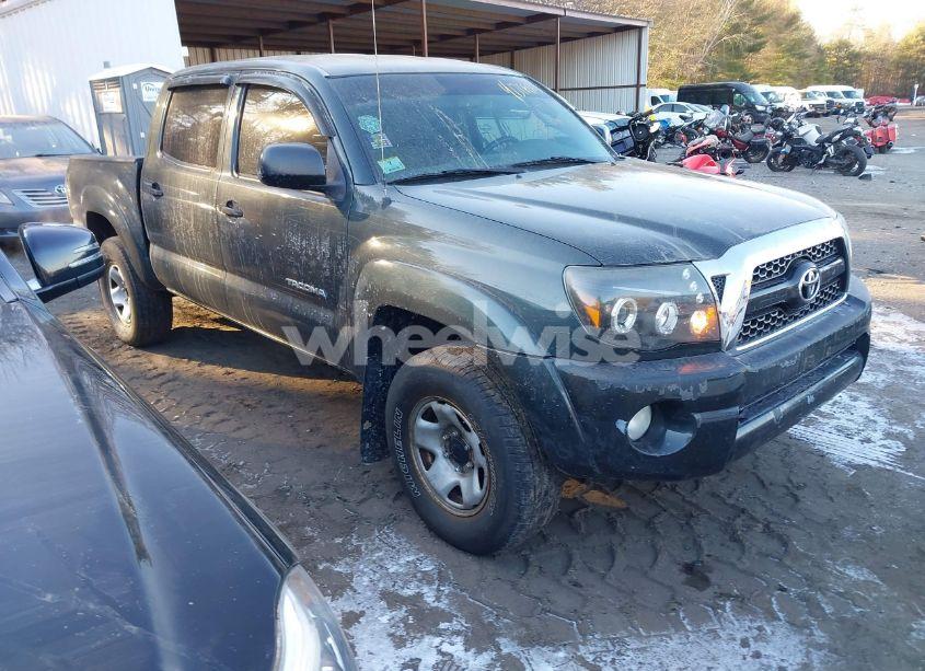 2011 Toyota Tacoma DOUBLE CAB (VIN 3TMLU4EN1BM064707) main photo