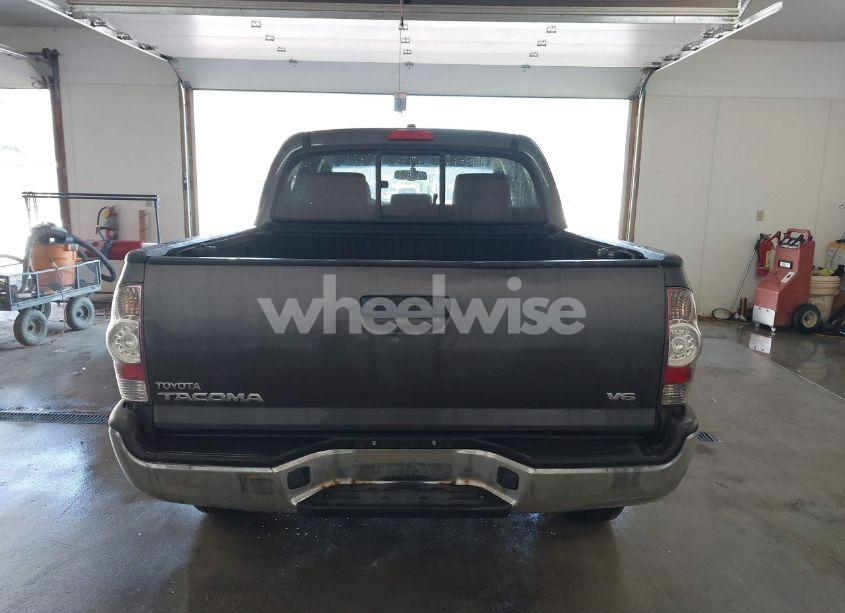 Photo 16 of 2011 Toyota Tacoma DOUBLE CAB (VIN 3TMLU4EN1BM067073)