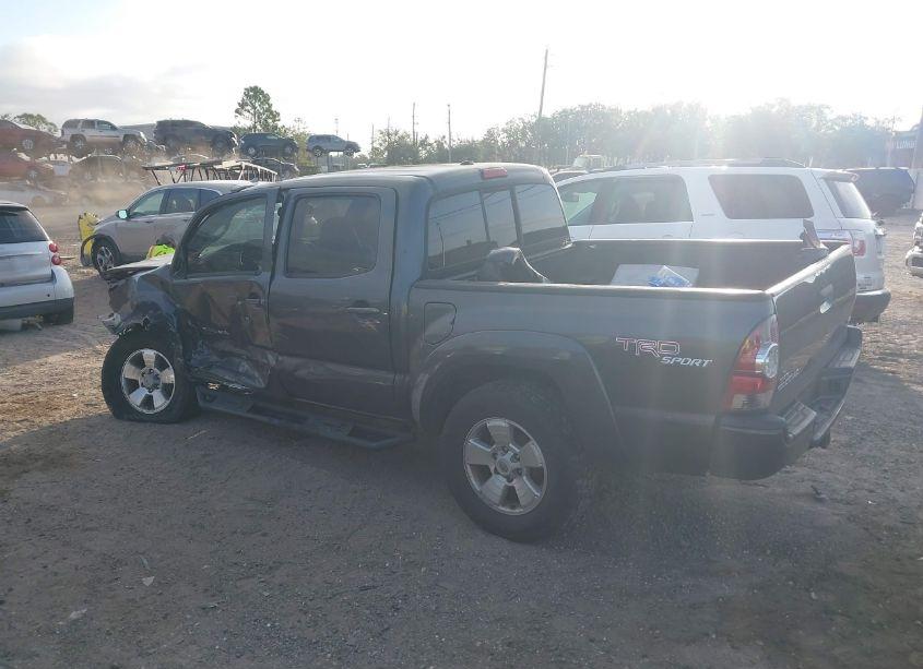 Photo 14 of 2011 Toyota Tacoma DOUBLE CAB (VIN 3TMLU4EN1BM070345)