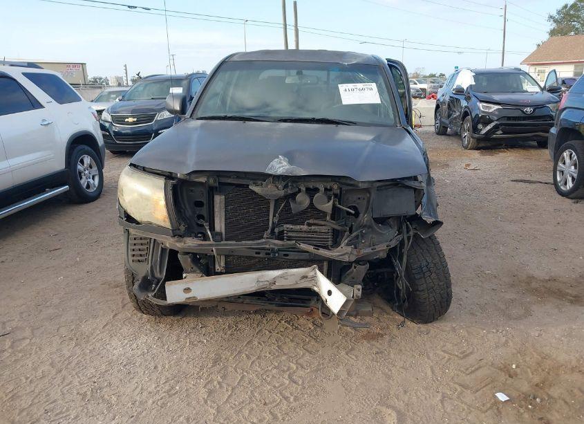 Photo 6 of 2011 Toyota Tacoma DOUBLE CAB (VIN 3TMLU4EN1BM070345)