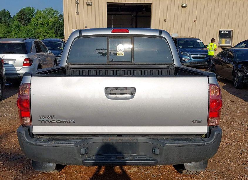 Photo 16 of 2014 Toyota Tacoma BASE V6 (VIN 3TMLU4EN1EM135084)