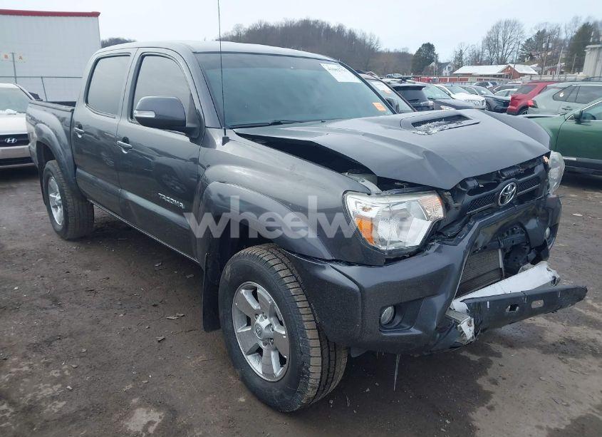 2014 Toyota Tacoma DOUBLE CAB (VIN 3TMLU4EN1EM148353) main photo