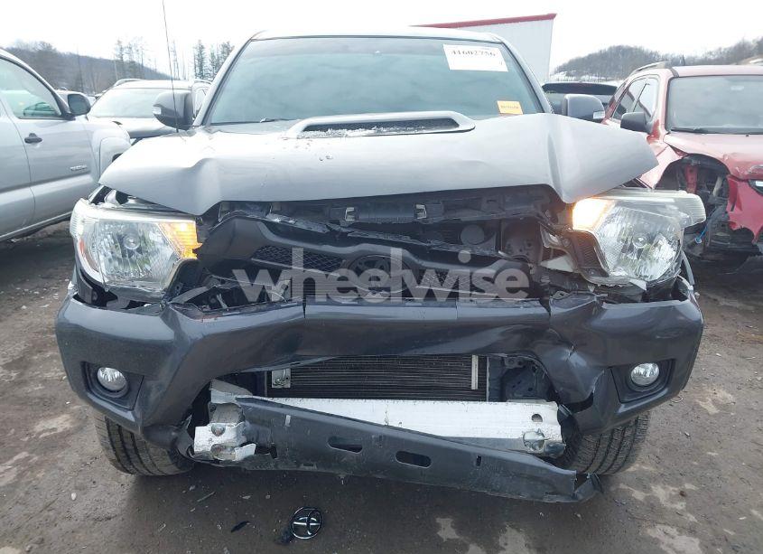 Photo 6 of 2014 Toyota Tacoma DOUBLE CAB (VIN 3TMLU4EN1EM148353)