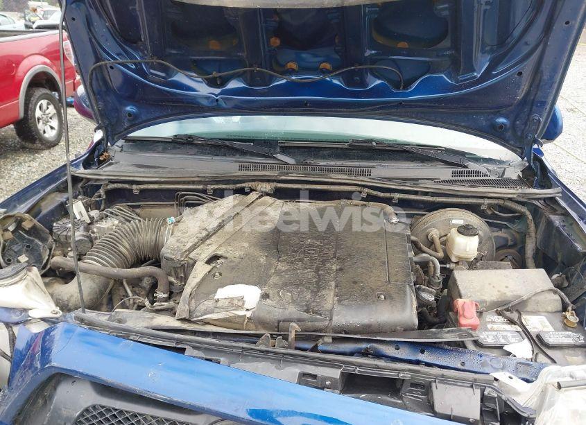 Photo 10 of 2015 Toyota Tacoma BASE V6 (VIN 3TMLU4EN1FM186747)