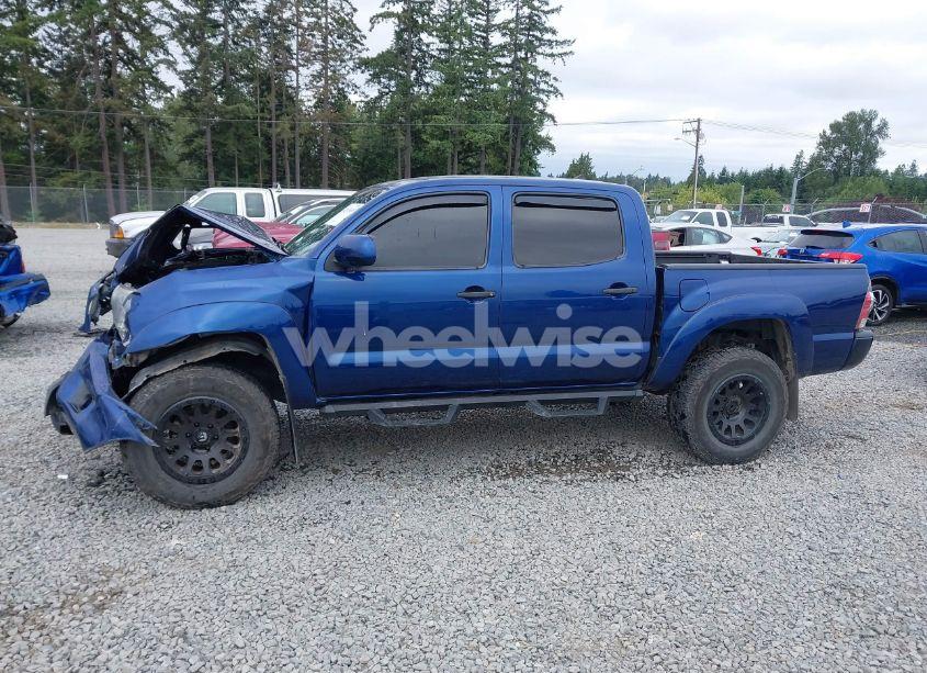 Photo 14 of 2015 Toyota Tacoma BASE V6 (VIN 3TMLU4EN1FM186747)