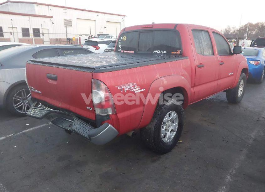 Photo 4 of 2011 Toyota Tacoma DOUBLE CAB (VIN 3TMLU4EN2BM064232)