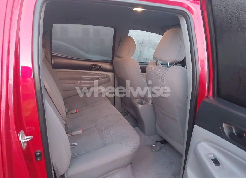 Photo 8 of 2011 Toyota Tacoma DOUBLE CAB (VIN 3TMLU4EN2BM064232)