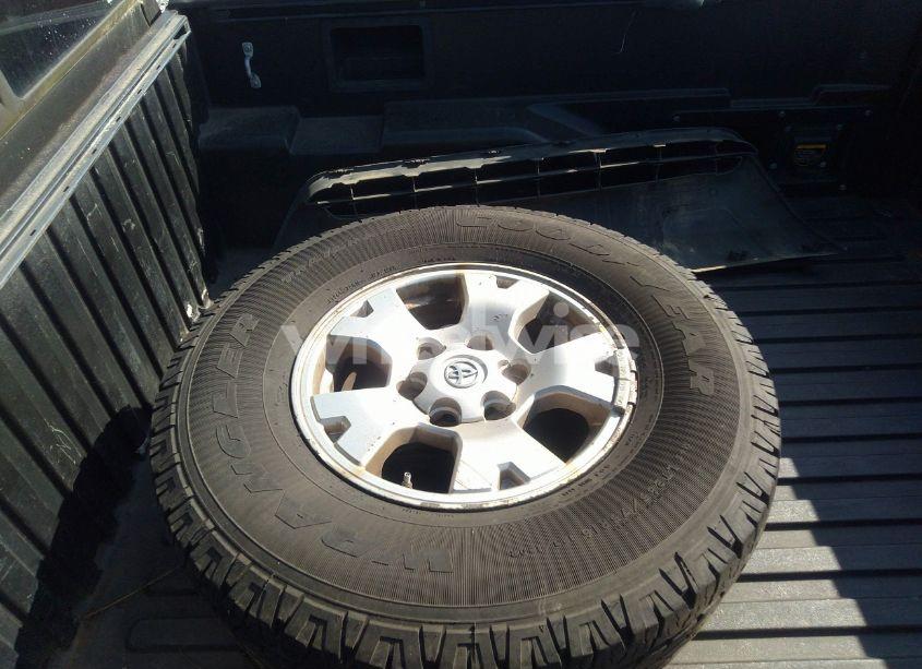 Photo 12 of 2012 Toyota Tacoma BASE V6 (VIN 3TMLU4EN2CM088094)